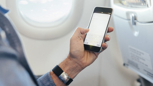 Netezni és telefonálni is lehet repülés közben jövő nyártól