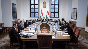 Titkolják, mi hangzott el a magyar kormány ülésén