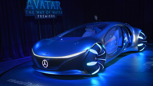 Futurisztikus autót állított ki a Mercedes az Avatar: A víz útja hollywoodi bemutatóján