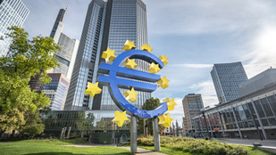 Az Európai Központi Bank megemelte az irányadó eurókamatot