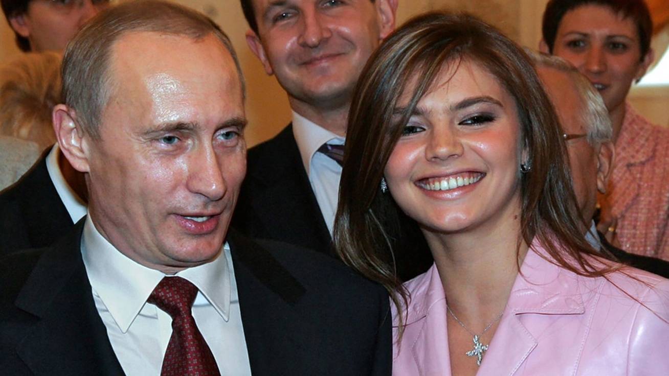 Friss fotókon Vlagyimir Putyin állítólagos szeretője: Alina titkos terhességéről és abortuszáról is pletykáltak 2022-ben