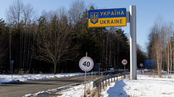 Kenőpénzért tartják a markukat az ukrán vámosok, száz dollárért engedik át a határon a kamionosokat