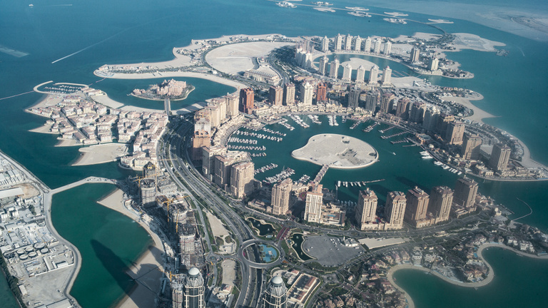 Elbúcsúzunk Katartól, de még megmutatjuk a 6000 milliárdos mesterséges szigetet