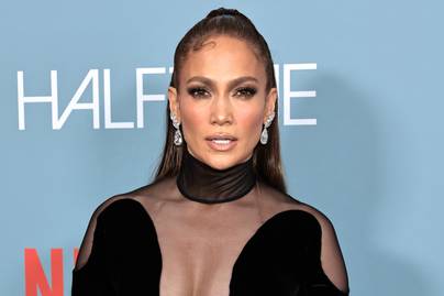 Az 53 éves Jennifer Lopez smink nélkül: a Vogue magazin kedvéért mutatta meg természetes arcát