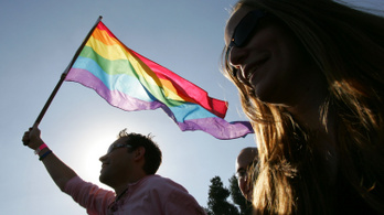A társadalom harmada nem örülne homoszexuális szomszédnak