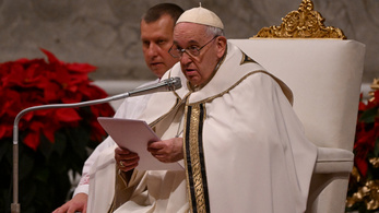 Ferenc pápa: Az ember mindent felfal, kiéhezett a hatalomra és a pénzre