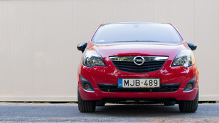 Megvolt: Opel Meriva 1.4 Turbo AT6 Design Edition – 2013.