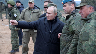 Vlagyimir Putyin rákgyógyszerei miatt lett megalomániás, ami az ukrajnai invázióhoz vezetett
