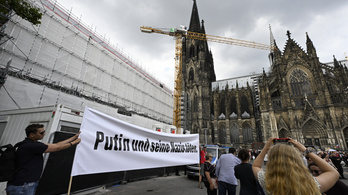 Németországban Putyin-párti ügynökök próbálják Berlint Kijev ellen fordítani