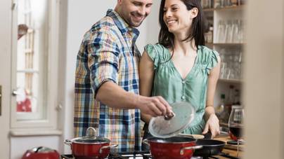 Rezsicsökkentés a konyhában: így spórolj az energiával főzés közben
