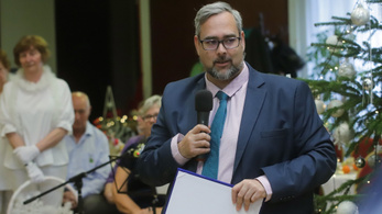 Az ellenzéki polgármestereket bírálta a Momentum a rezsitámogatások miatt