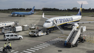Gigasztrájk a Ryanairnél, több mint 150 járatot töröltek