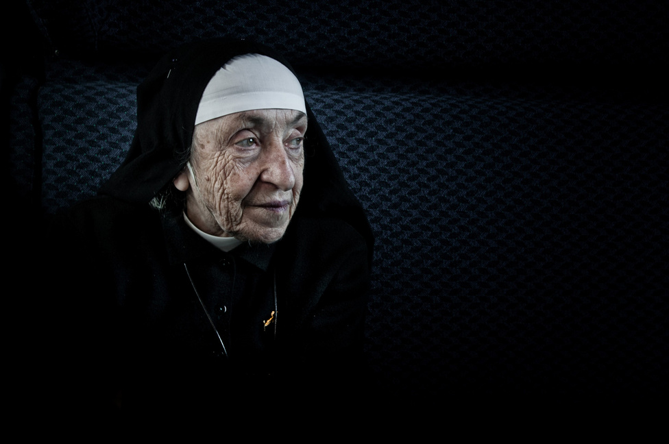 Ez a 92 éves apáca is a Fehér Vonat kísérői közé tartozik, odahaza pedig egy árvaház alapítója és vezetője.