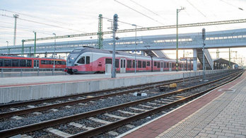 Tovább fejlesztik a vasútállomást Székesfehérváron