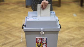 Nem sikerült új elnököt választani Csehországban