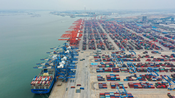 Átlépte a 40 billió jüanos történelmi küszöböt Kína külkereskedelmi volumene tavaly