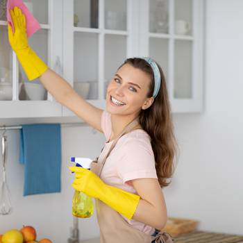 7 tipp, hogy mindig ragyogjon a konyhád: tüntesd el a bacikat