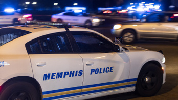 Memphisben elbocsátottak öt rendőrt, mert intézkedésük nyomán meghalt egy fekete férfi