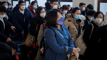Nem csillapodik a koronavírus-járvány Kínában