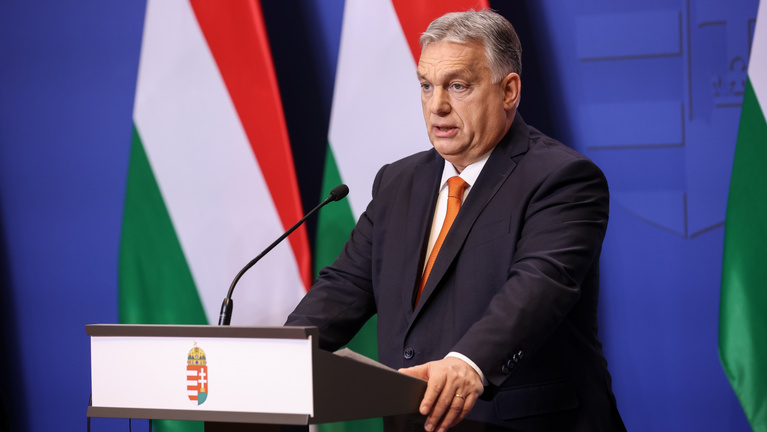 Ilyet még nem látott Orbán Viktor kormánya, de már nincs visszaút