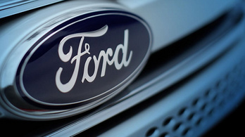 Elektromos autókra vált a Ford, ezer embert rúgnak ki Európában