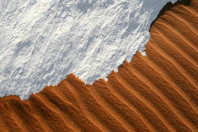 Havazott a Szaharában: csodálatos fotók készültek róla