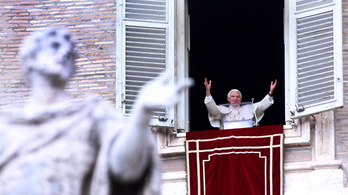 Kiderült, hogy miért mondott le XVI. Benedek emeritus pápa