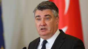 A horvát elnök szerint Koszovót „elrabolták” Szerbiától