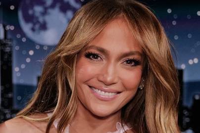 Jennifer Lopezt lebuktatták: ő sem mindig olyan tökéletes, mint amilyen az Instagramján
