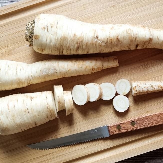 Paszternák, az elfeledett gyökérzöldség: krumpli helyett is fogyaszthatod