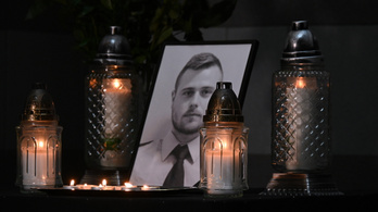 Hősi halottjára emlékezik a rendőrség, ma lenne 30 éves Baumann Péter