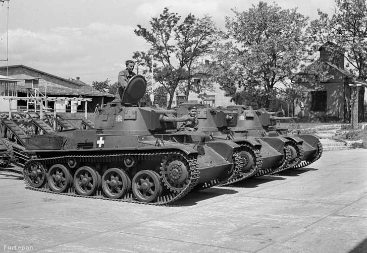 Az első magyar gyártású harckocsi az 38 M Toldi 