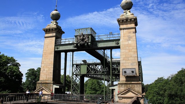A Ruhr-vidék hajóliftjei és a legnagyobb csatorna-csomópont