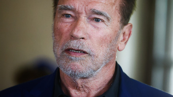 Arnold Schwarzenegger autóbalesetet szenvedett