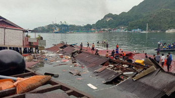 Földrengés rázta meg Indonéziát, többen meghaltak