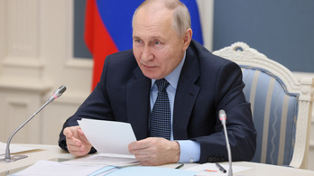 Vlagyimir Putyin gúnyos kézmozdulata beindíthatja a mémgyárakat