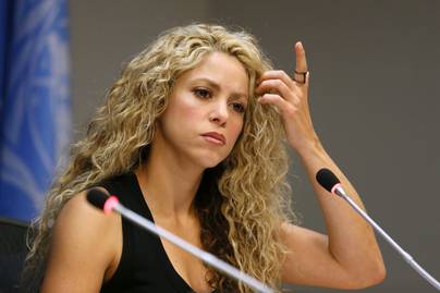 Shakira videóban üzent Piquének és barátnőjének: durva, milyen szöveg hangzott el a dalban