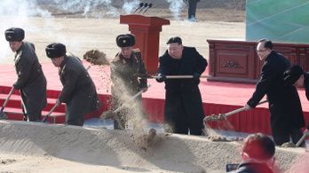 Különleges fotó készült Kim Dzsongunról