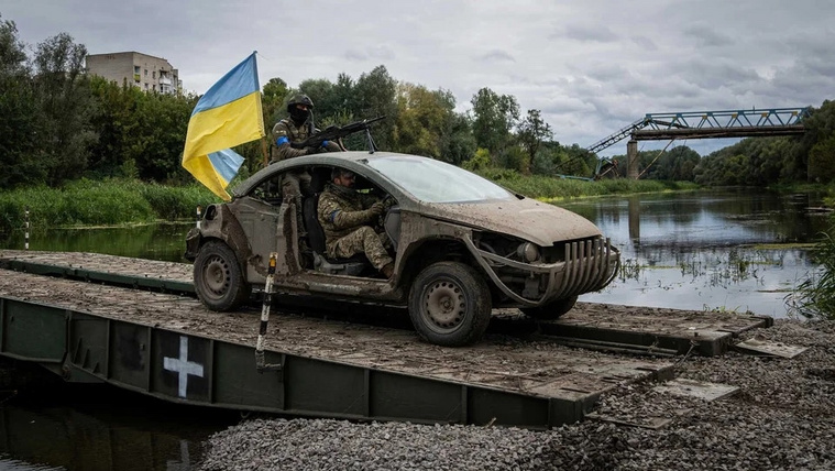 Az ukrán frontra küldhetik a részeg sofőrök autóját a lettek