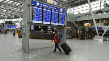 Hackertámadás érhette több németországi repülőtér honlapját