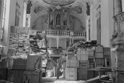 Looted Art - German loot stored at Schlosskirche Ellingen - Elli