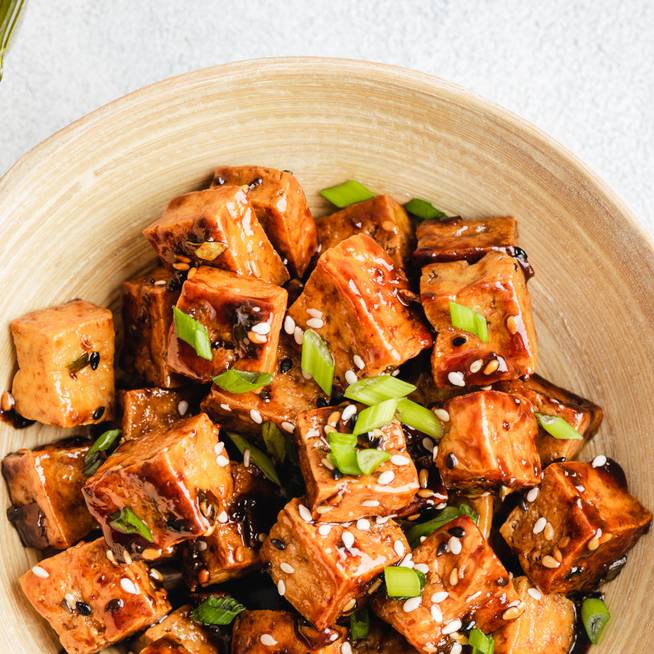 7 szuper recept tofuval: fehérjedús ételek húsmentes napokra