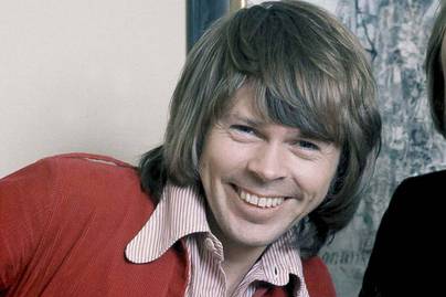 Az ABBA énekese és 28 évvel fiatalabb párja: Björn Ulvaeusra 77 évesen talált rá a szerelem