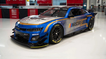 Menő festést kapott a Le Mans-ban induló NASCAR autó