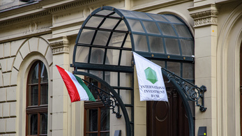 Feltörték a budapesti székhelyű orosz „kémbank” levelezőrendszerét
