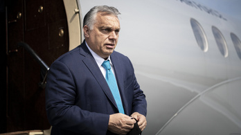 Orbán Viktor még hétfőn este útnak indult