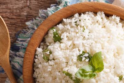 Így készül a karfiolrizs, a szénhidrátmentes köret: szuperül helyettesíti a rizst
