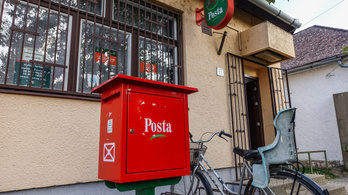 A Magyar Posta érintett dolgozói még nem értesültek a kirúgásról