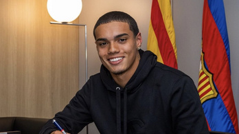 A volt aranylabdás Ronaldinho fia aláírt a Barcelonához