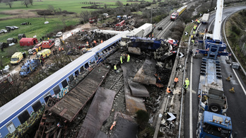 Már 57 halálos áldozata van a görög vonatbalesetnek